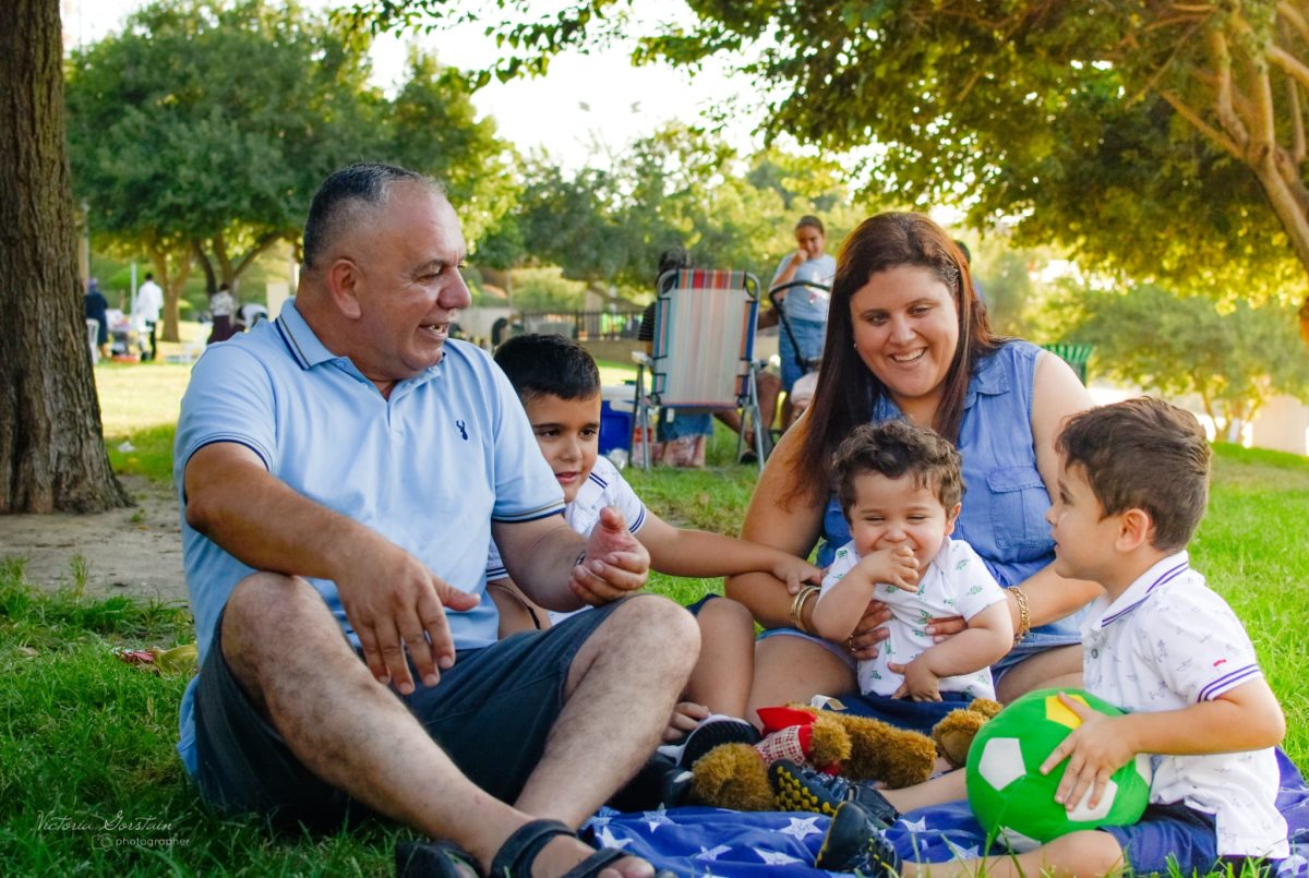 משפחת מויאל. מתוך אלבום משפחתי, צילום: ויקה גרושטיין