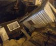 נמנע אסון: קראוונים קרסו לתחתית בור באתר בניה ברובע ט"ז (וידאו מרגע הקריסה)