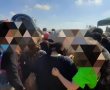 נדחסים בכניסה לחוף הנפרד באשדוד: "ציבור שלם סובל מהתעללות נפשית ופיזית" (וידאו)
